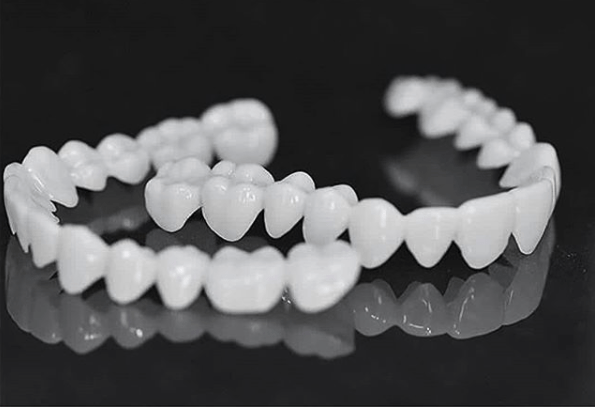FLEXIDENT – Natural-Look Dental Veneer for Everyday Confidence